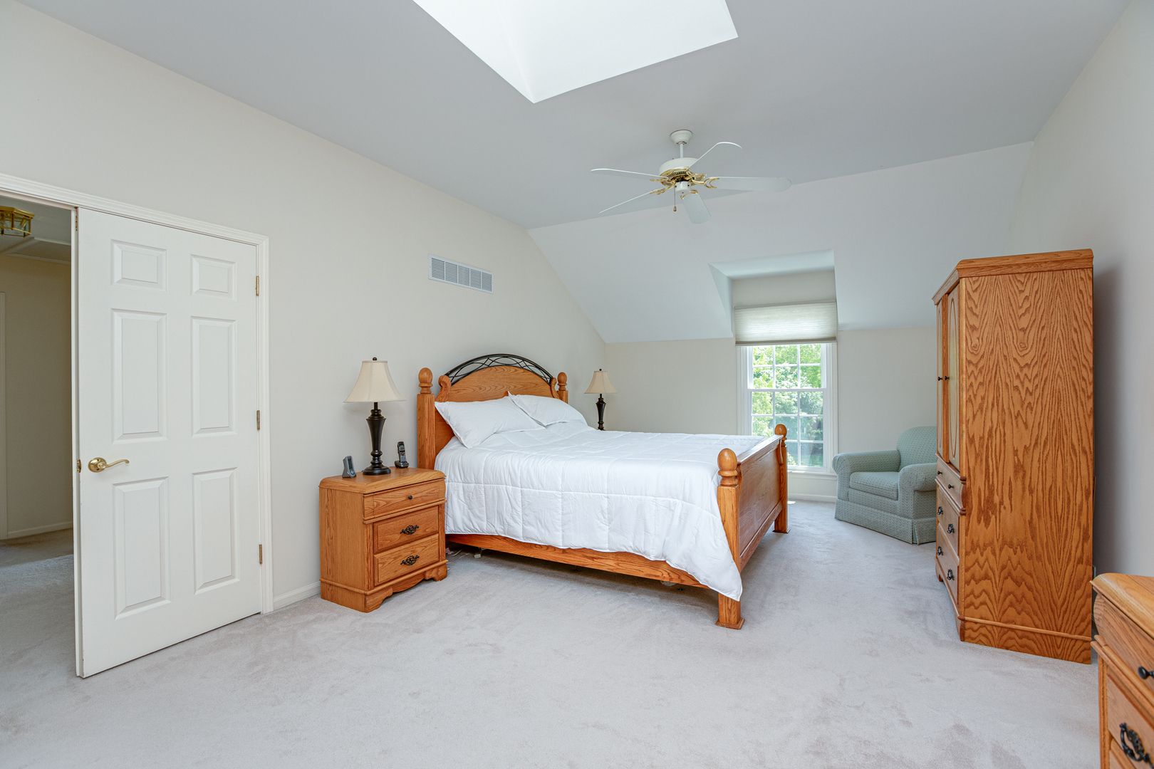 857 Meadowlark Drive, West Chicago, IL 60185