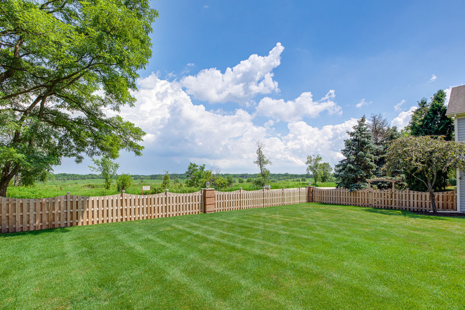 857 Meadowlark Drive, West Chicago, IL 60185