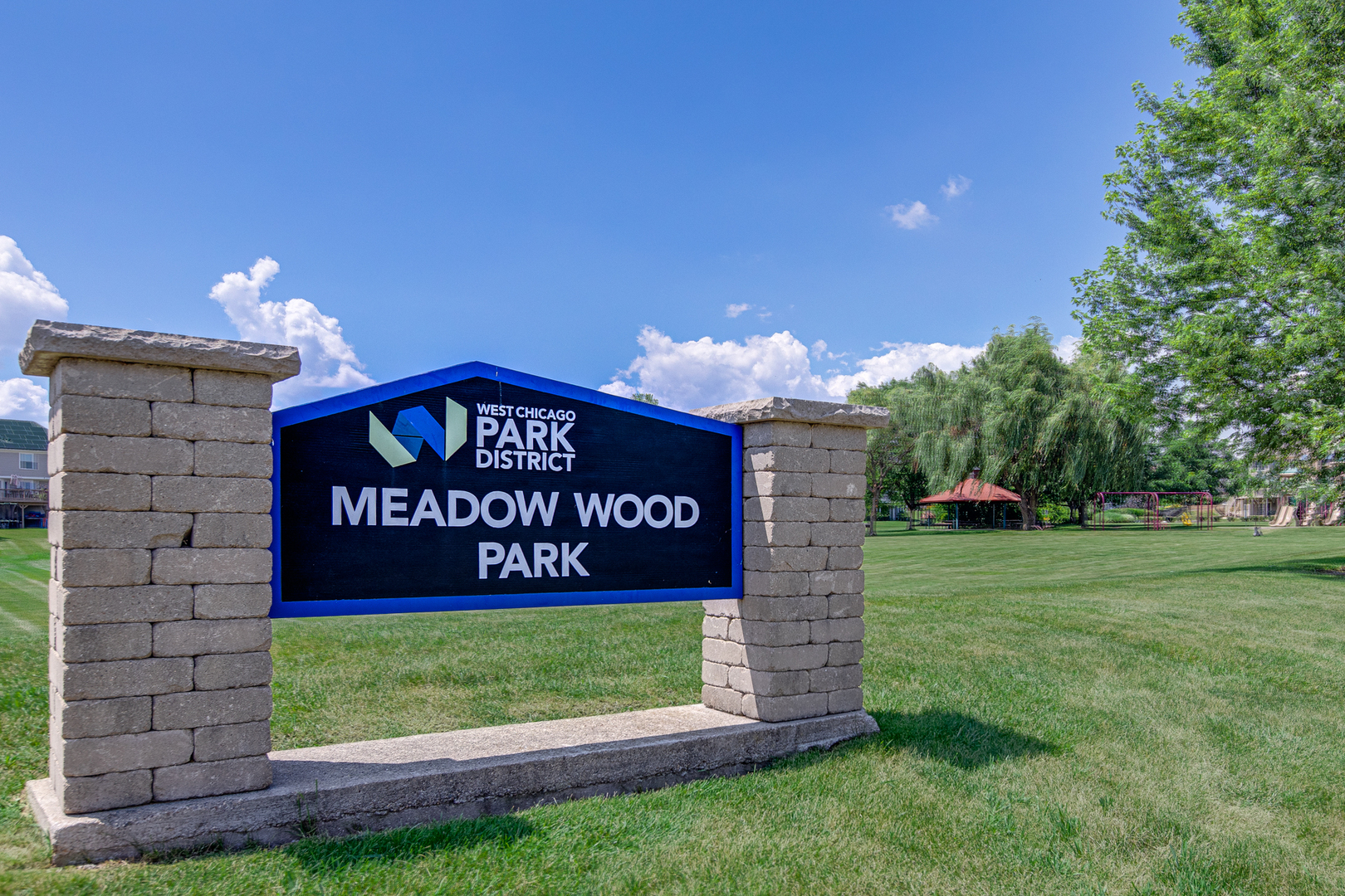 857 Meadowlark Drive, West Chicago, IL 60185