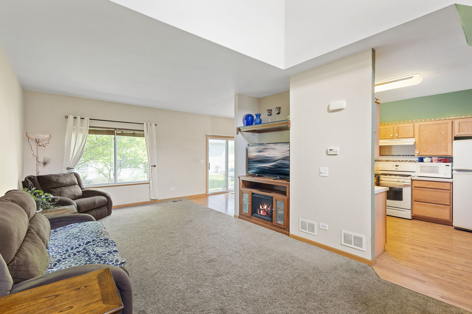 17537 S Gilbert Drive, Lockport, IL 60441