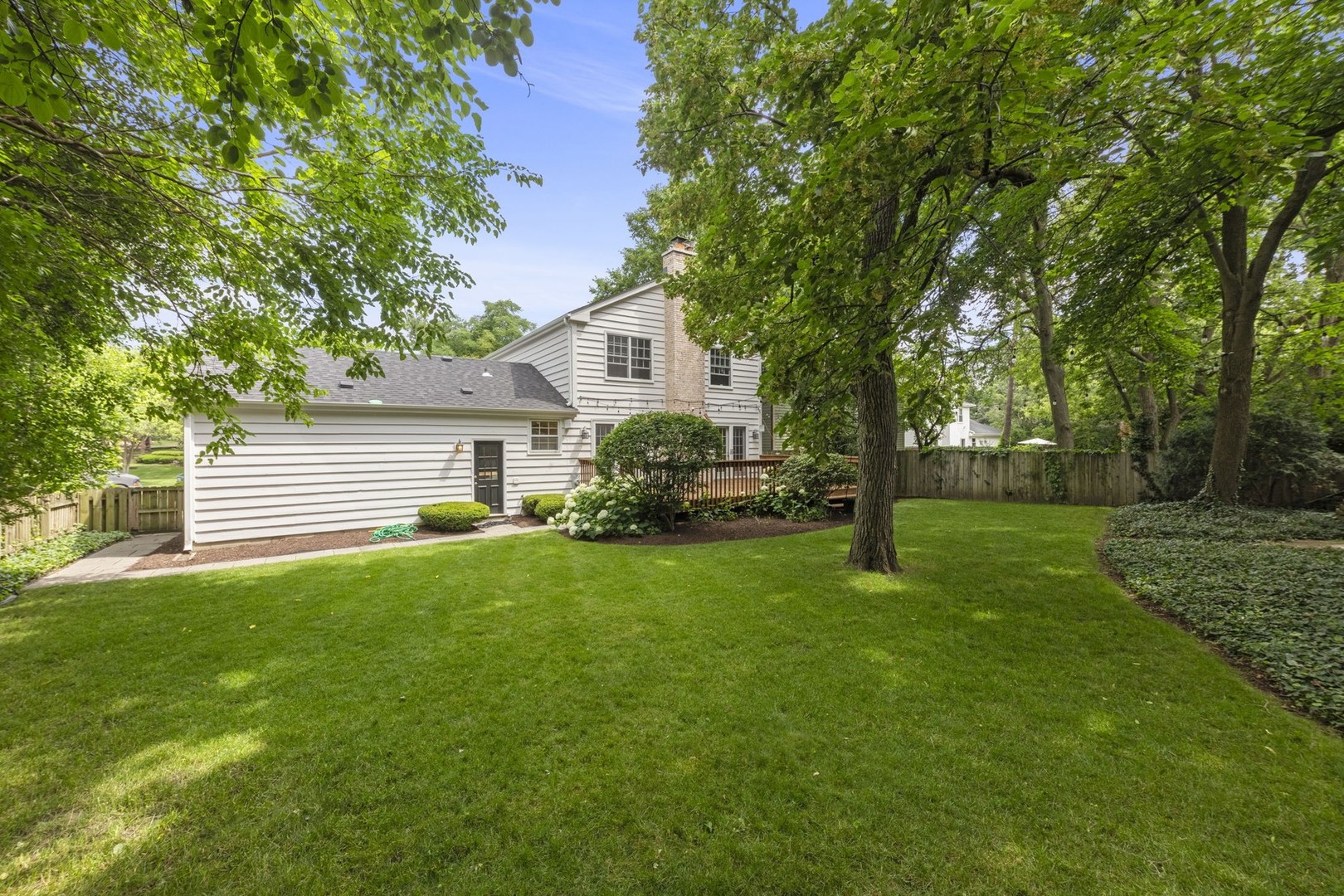 216 Bonnie Brae Road, Hinsdale, IL 60521