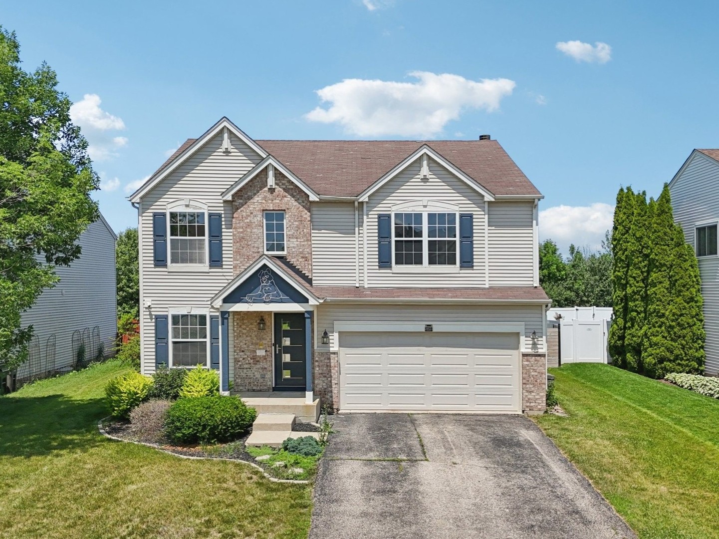 852 Black Cherry Lane, Round Lake Heights, IL 60073