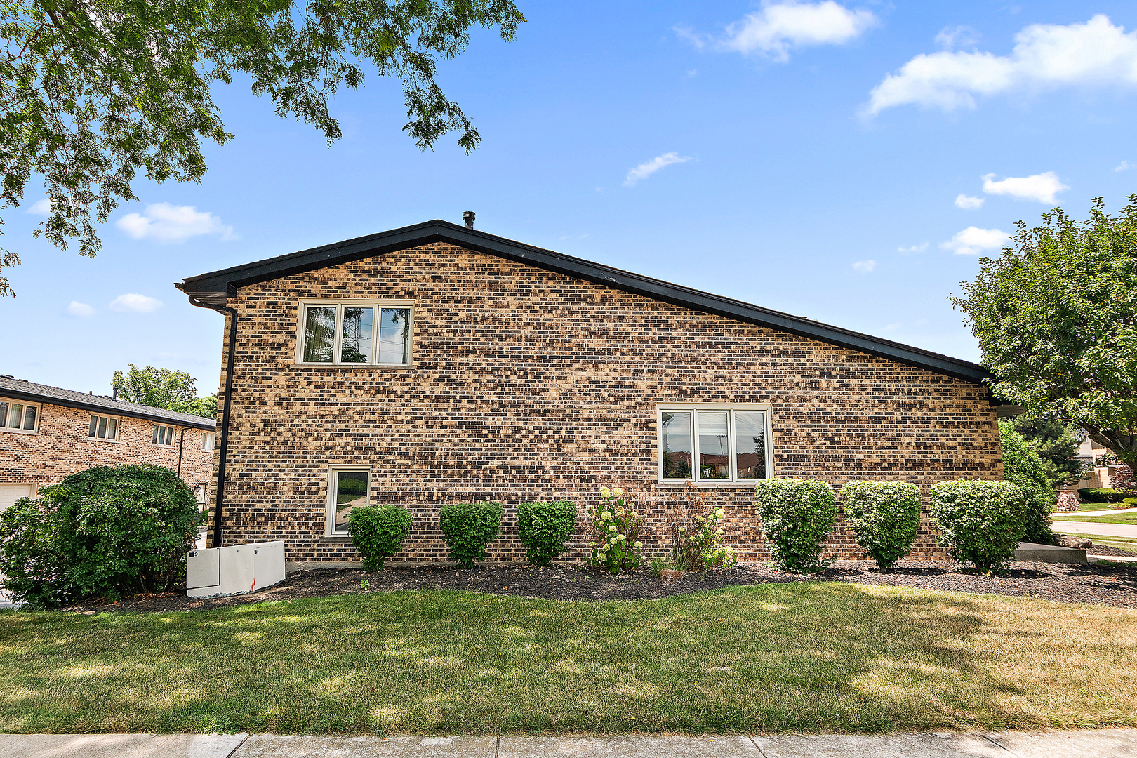 7435 W 153rd Street, Orland Park, IL 60462
