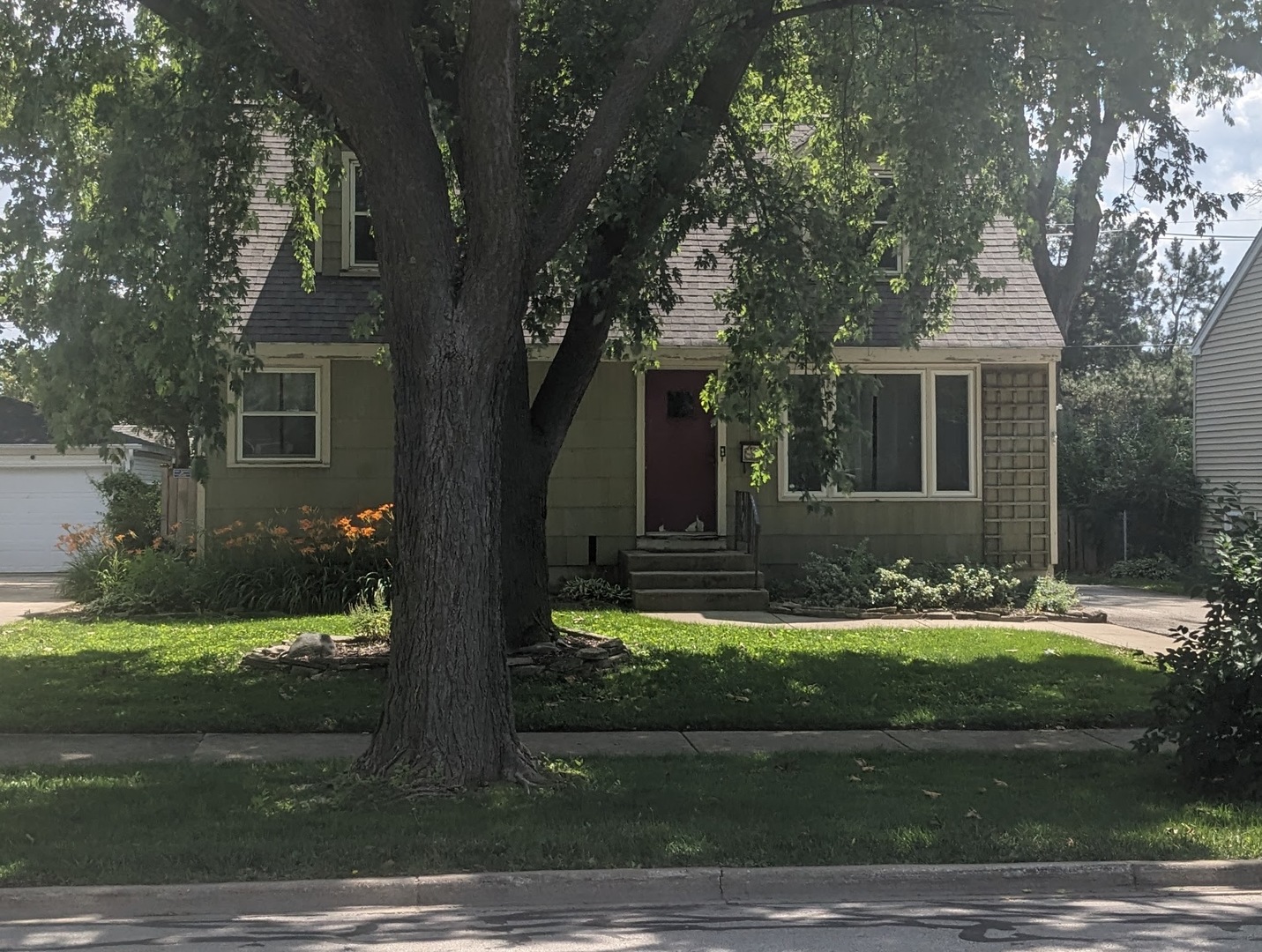 797 S Spring Road, Elmhurst, IL 60126