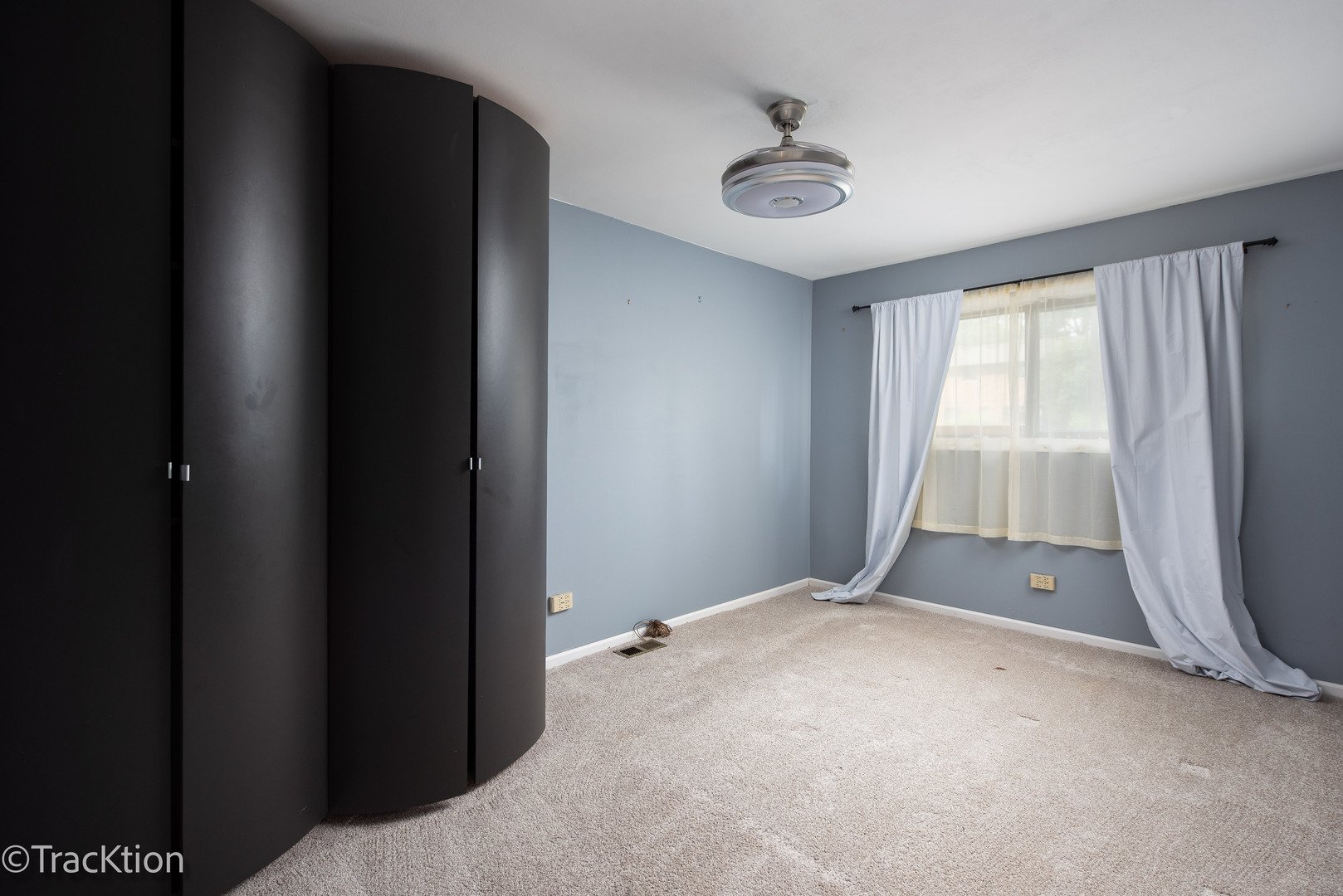 1S120 Radford Lane, Villa Park, IL 60181