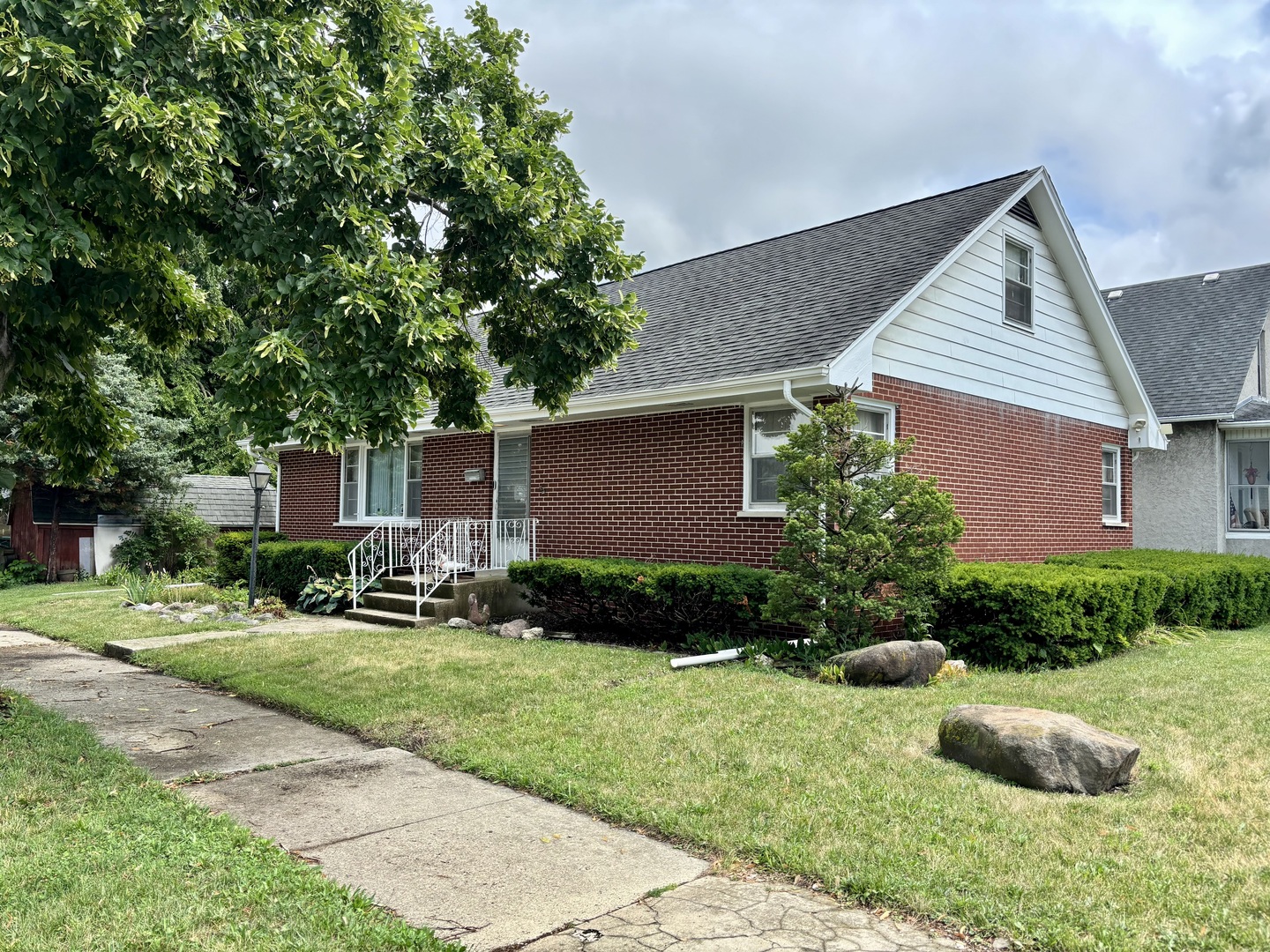 1122 Highland Avenue, Joliet, IL 60435