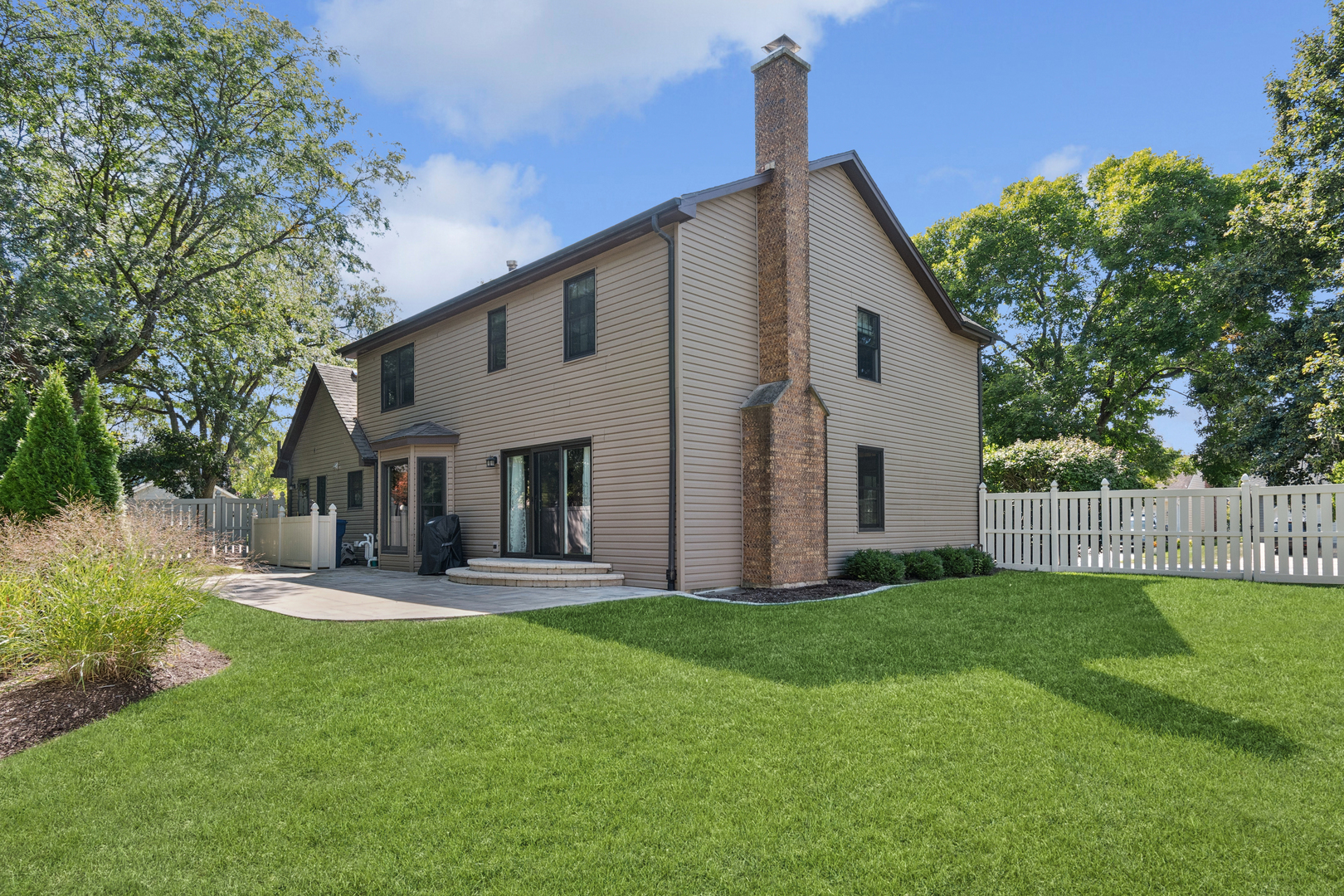2230 Keim Road, Naperville, IL 60565