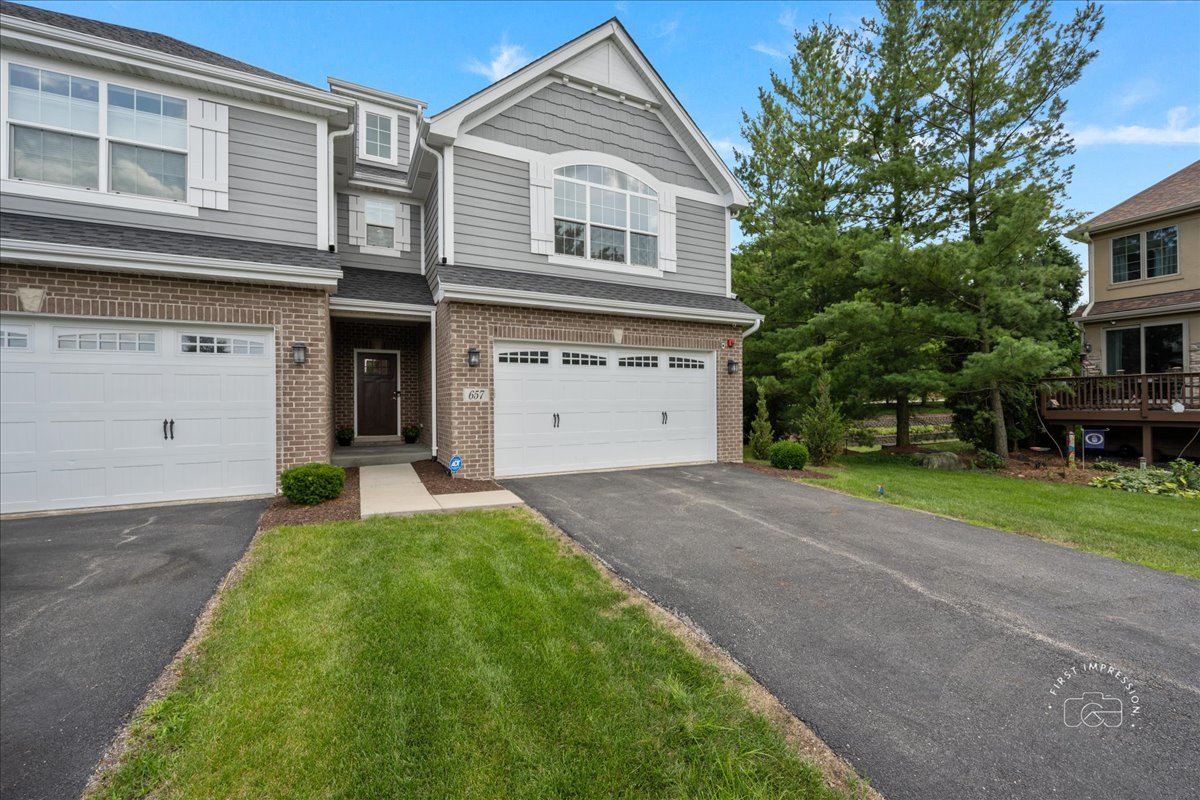 657 Bourbon Court, Naperville, IL 60565