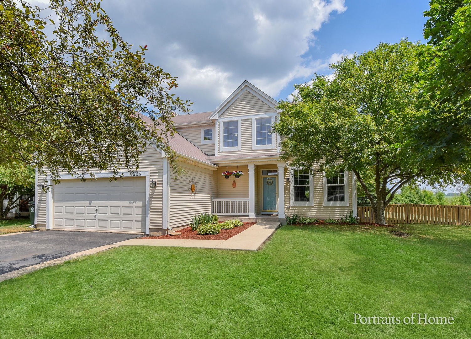 239 Morgan Valley Drive, Oswego, IL 60543