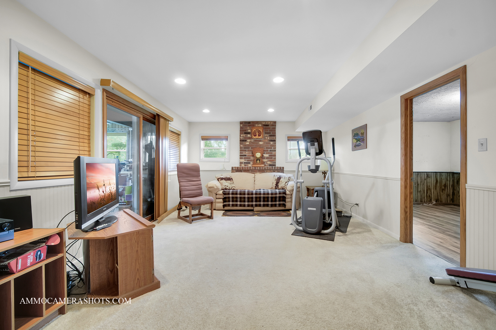 2S165 Huntington Court, Glen Ellyn, IL 60137