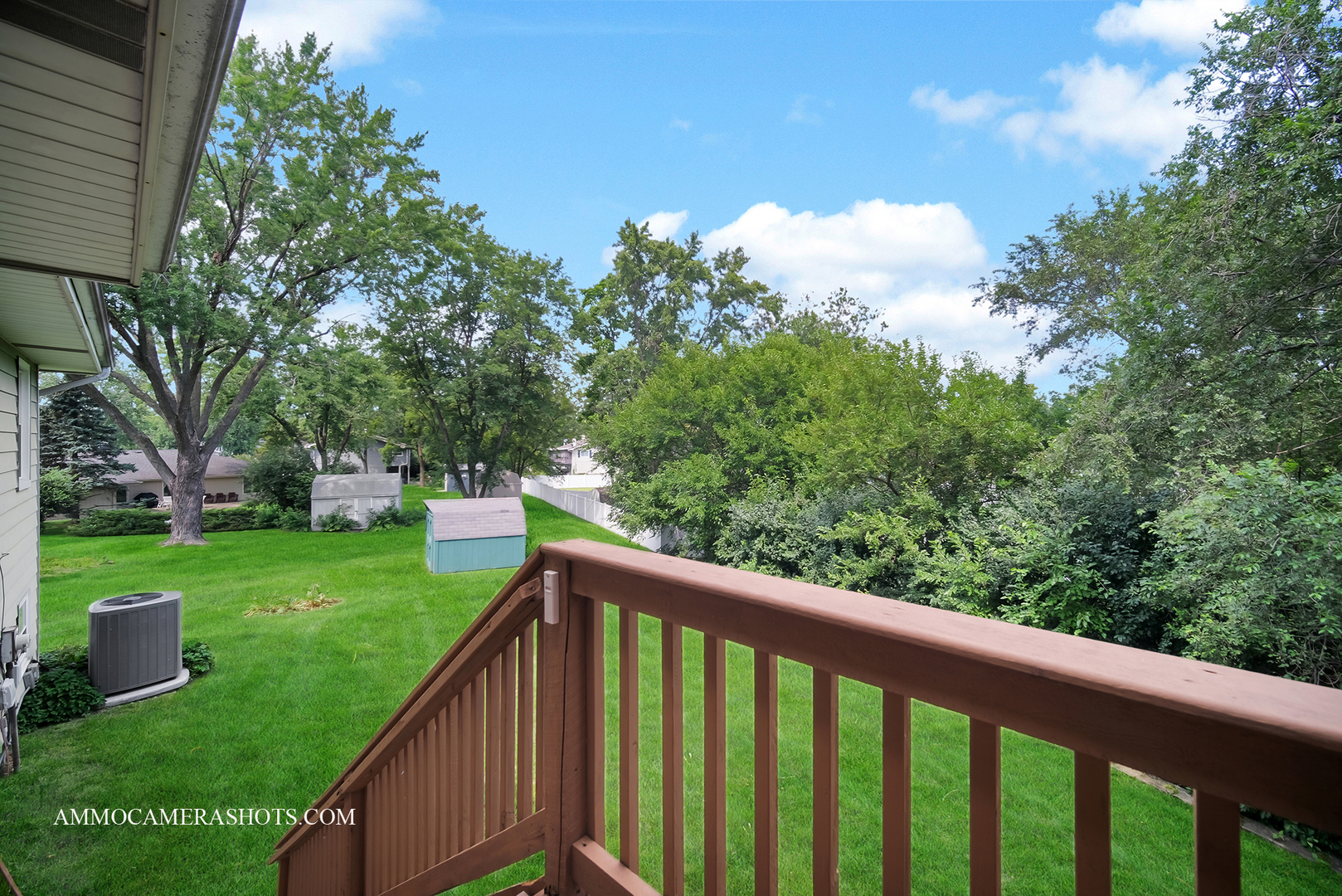 2S165 Huntington Court, Glen Ellyn, IL 60137