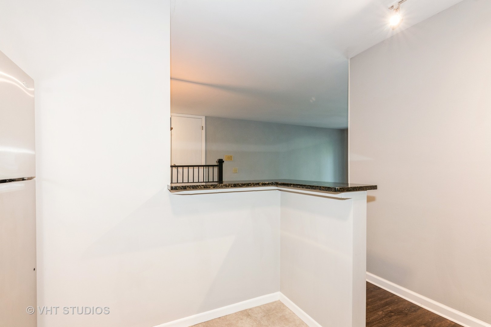 1561 Raymond Drive #103, Naperville, IL 60563
