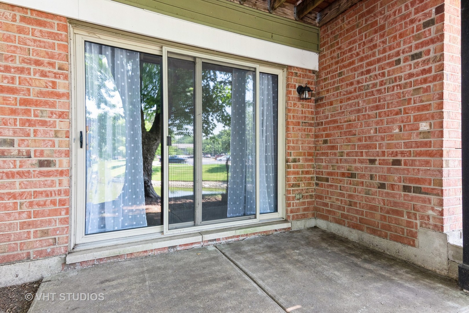 1561 Raymond Drive #103, Naperville, IL 60563
