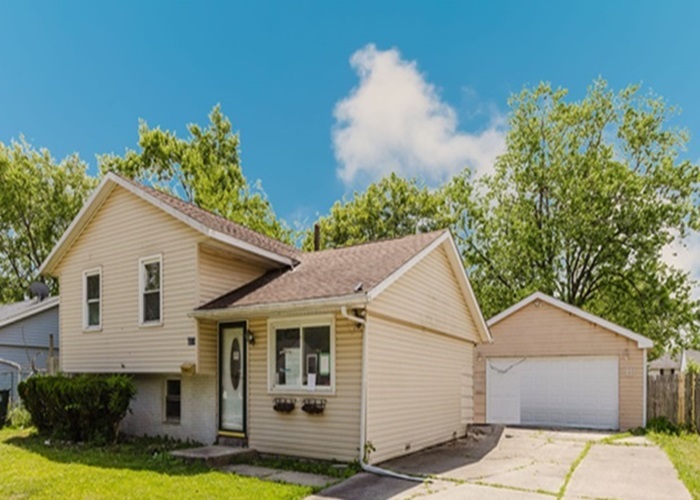 22118 E Churchill Drive, Richton Park, IL 60471