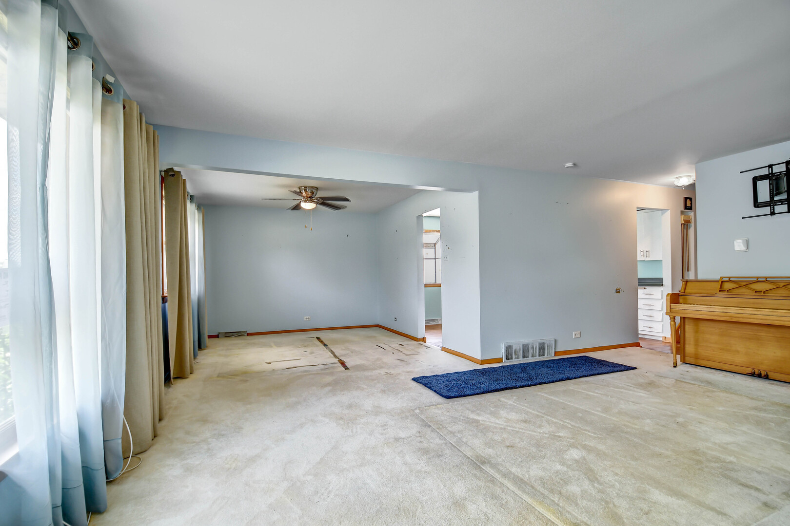 170 S SERENA Drive, Chicago Heights, IL 60411