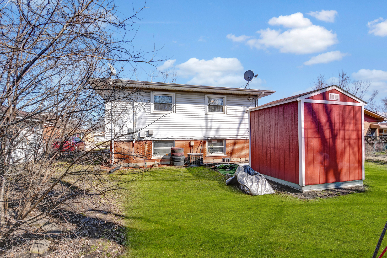 170 S SERENA Drive, Chicago Heights, IL 60411