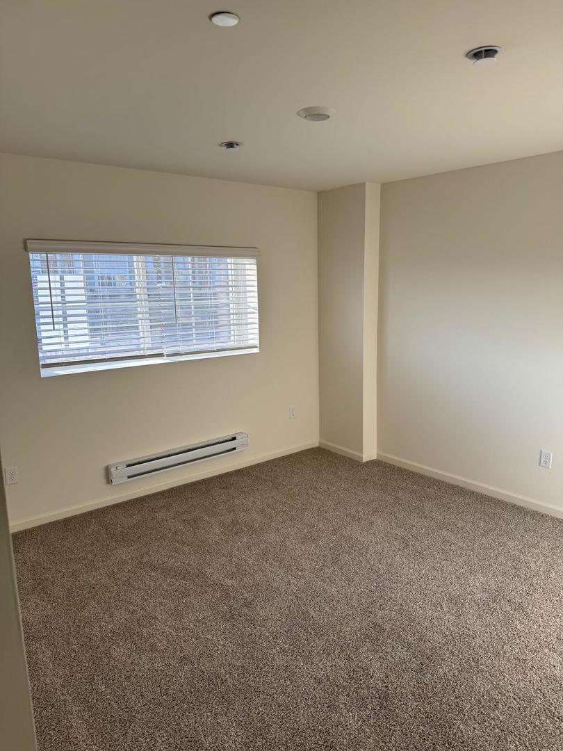 2156 Glacier Street #2156, Mundelein, IL 60060