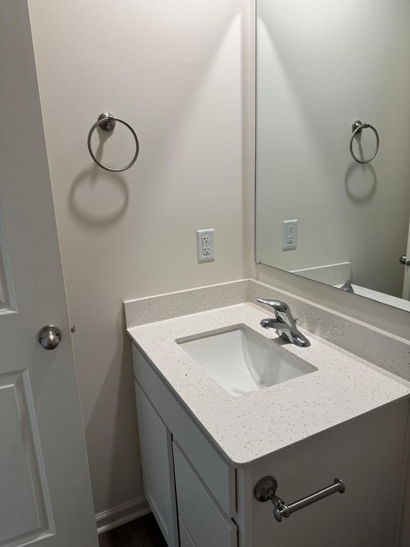 2156 Glacier Street #2156, Mundelein, IL 60060
