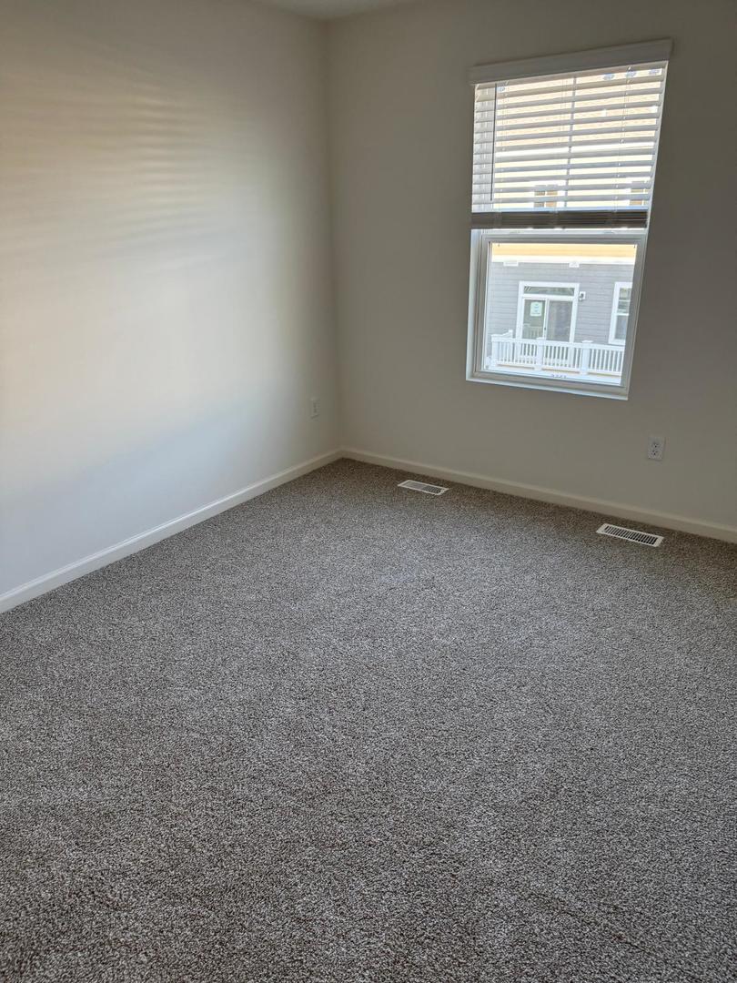 2156 Glacier Street #2156, Mundelein, IL 60060