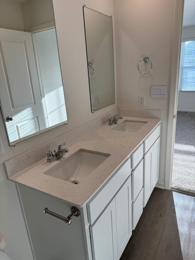 2156 Glacier Street #2156, Mundelein, IL 60060