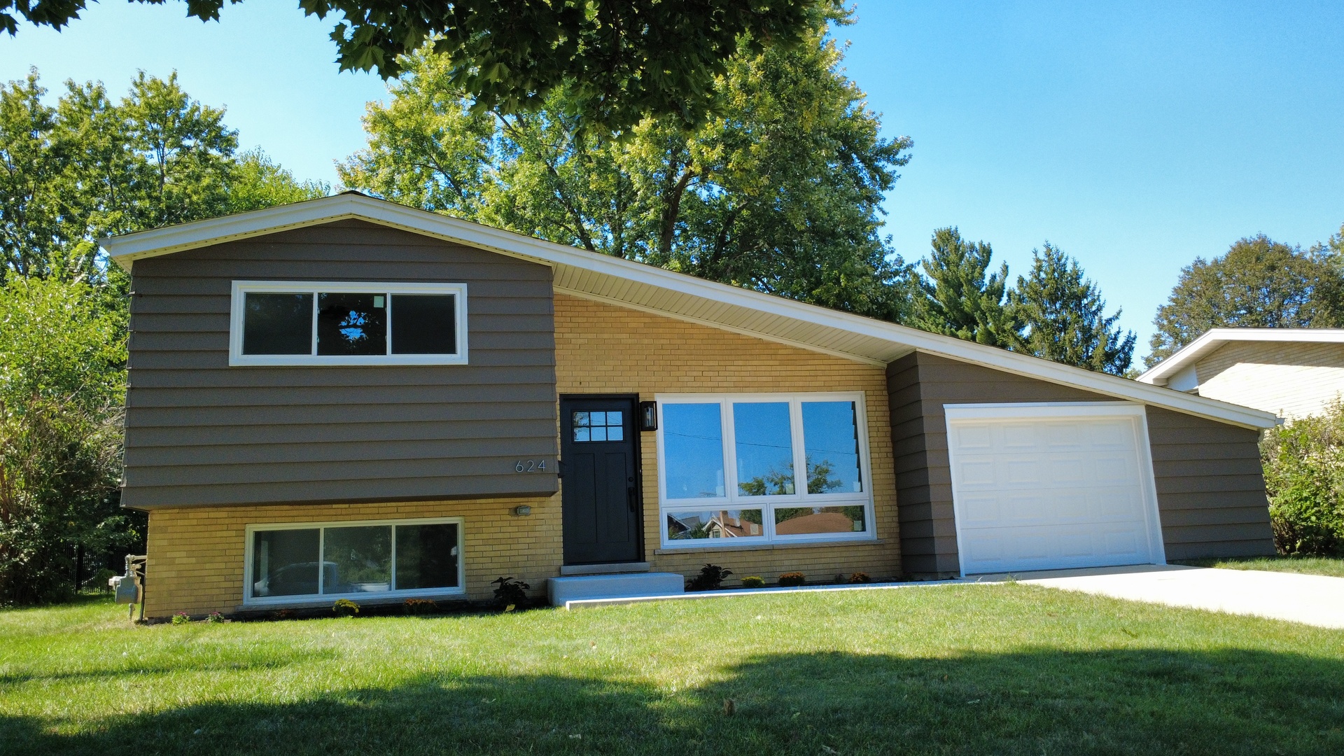 624 N Ridge Avenue, Lombard, IL 60148