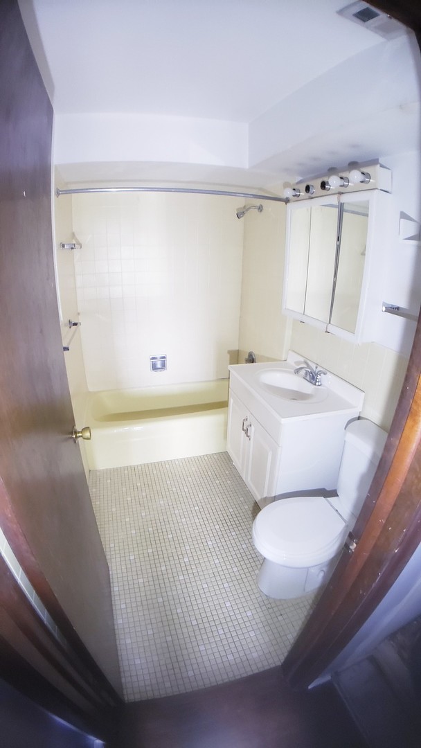 336 Lathrop Avenue #601, Forest Park, IL 60130