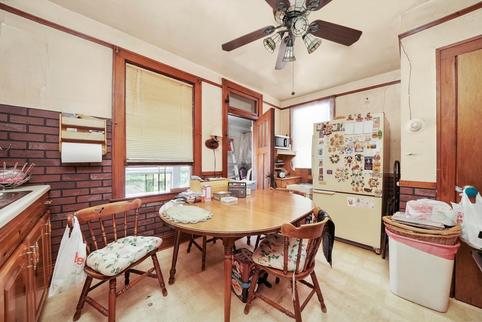 4852 S Wood Street, Chicago, IL 60609