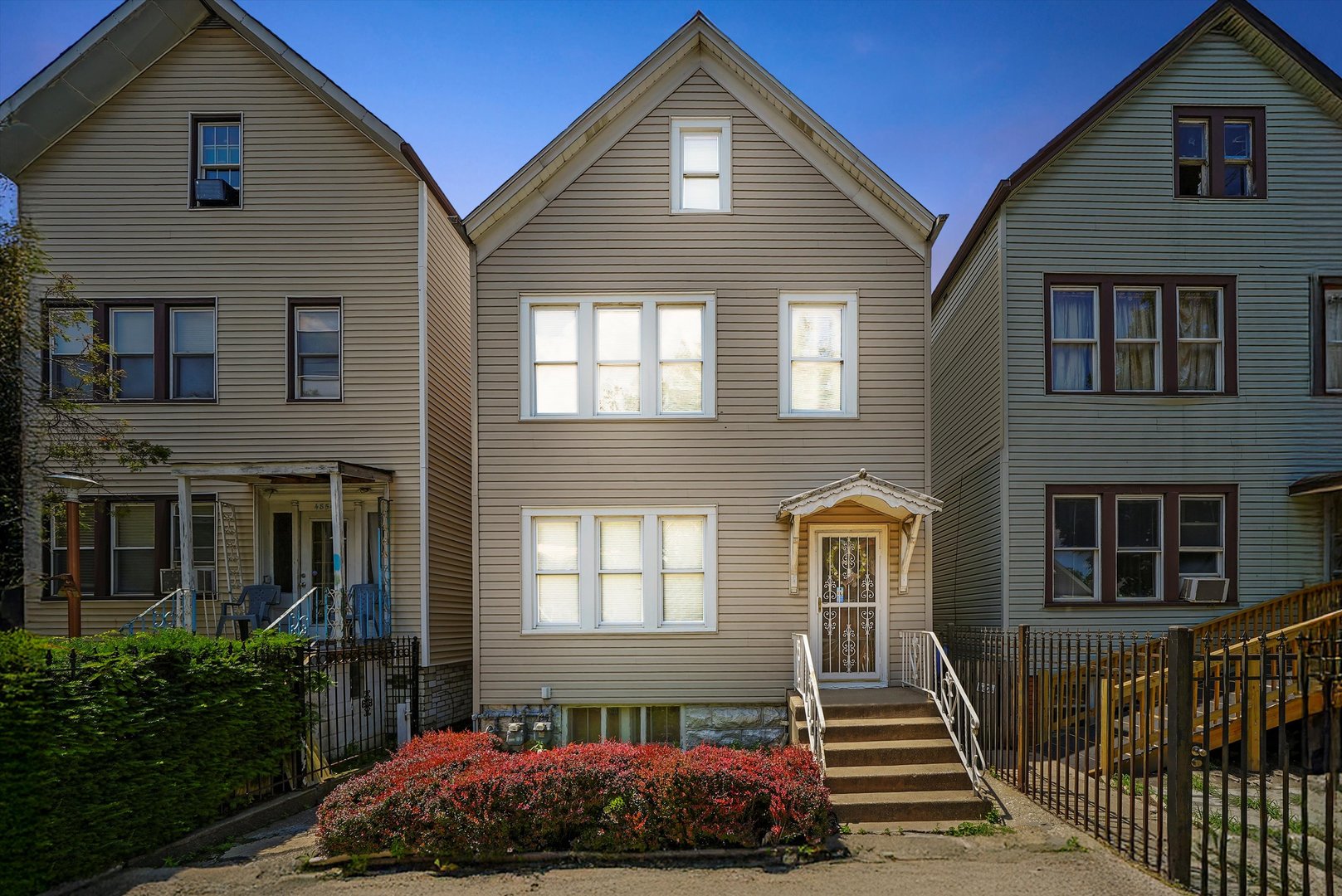 4852 S Wood Street, Chicago, IL 60609