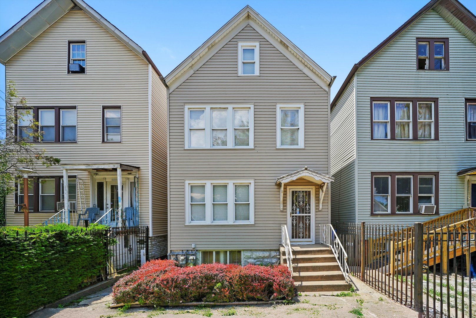 4852 S Wood Street, Chicago, IL 60609
