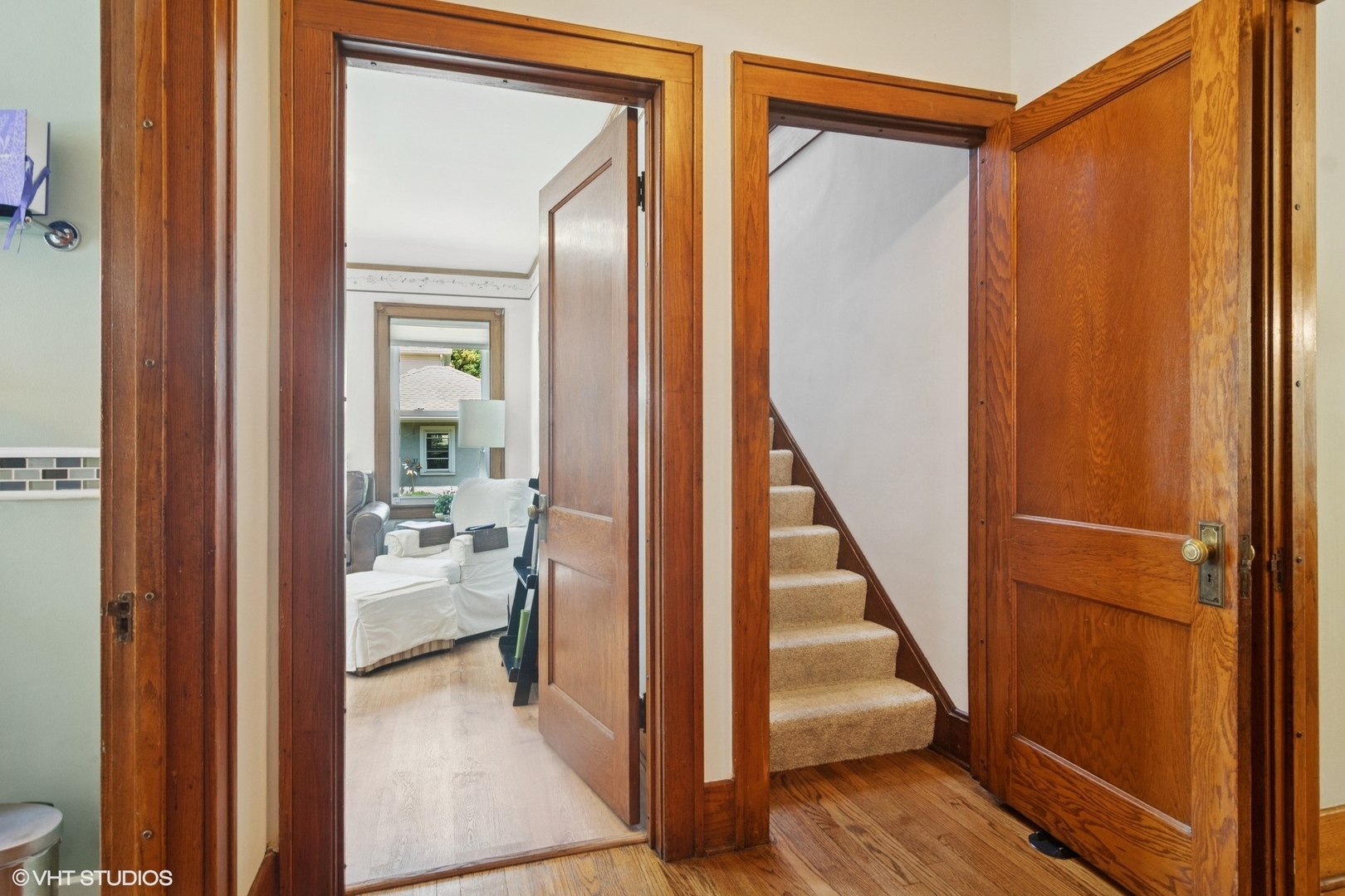 300 W Fremont Street, Arlington Heights, IL 60004