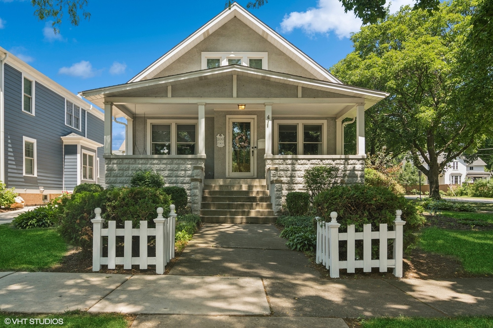 300 W Fremont Street, Arlington Heights, IL 60004