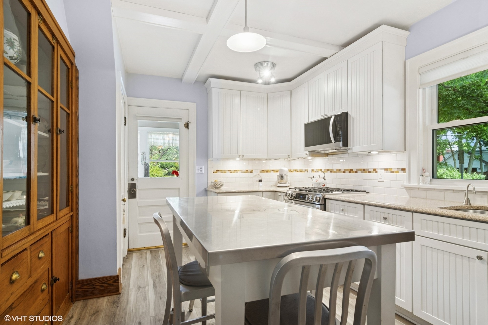 300 W Fremont Street, Arlington Heights, IL 60004