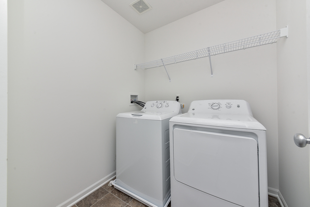 1257 Comiskey Avenue, North Aurora, IL 60542