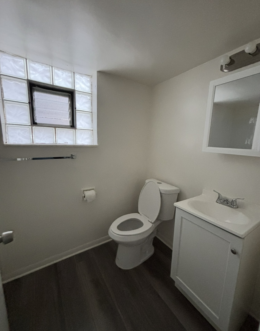 1630 N 1st Avenue #5, Melrose Park, IL 60160