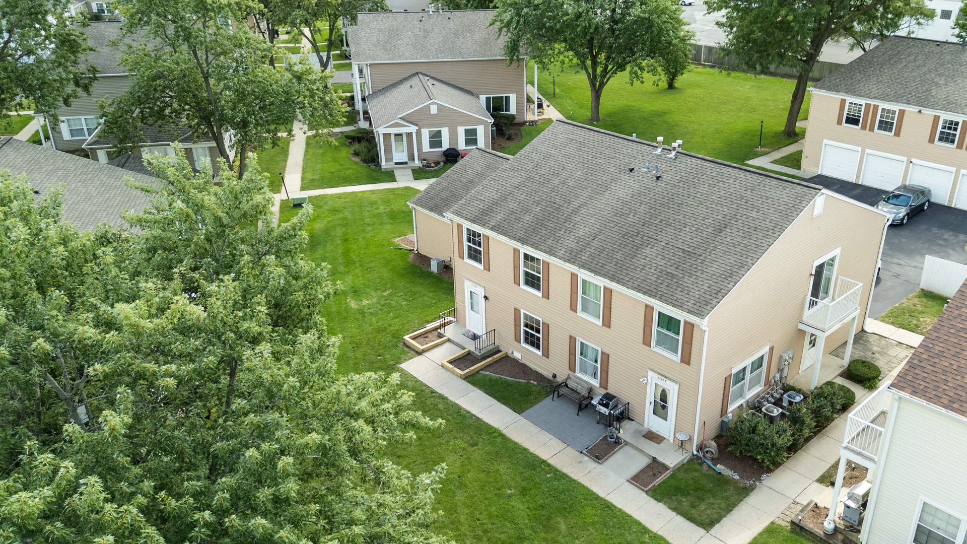 1255 Pearl Avenue #C, Glendale Heights, IL 60139