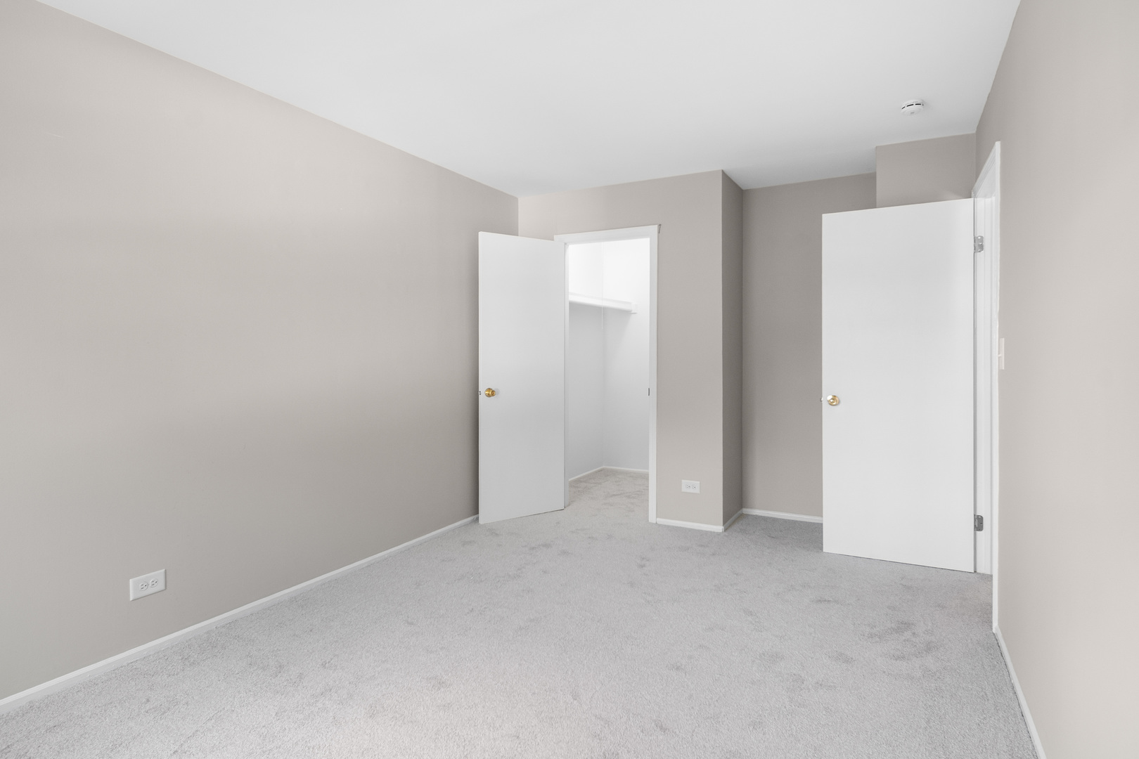 1255 Pearl Avenue #C, Glendale Heights, IL 60139