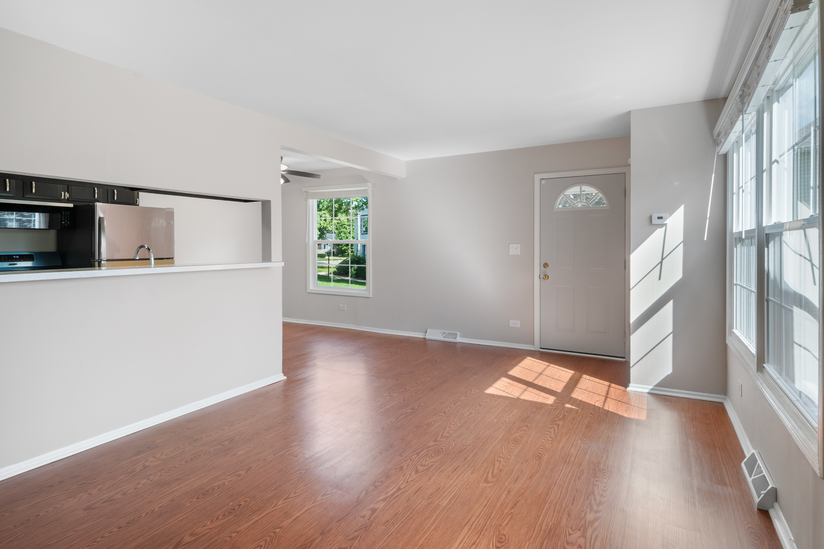 1255 Pearl Avenue #C, Glendale Heights, IL 60139