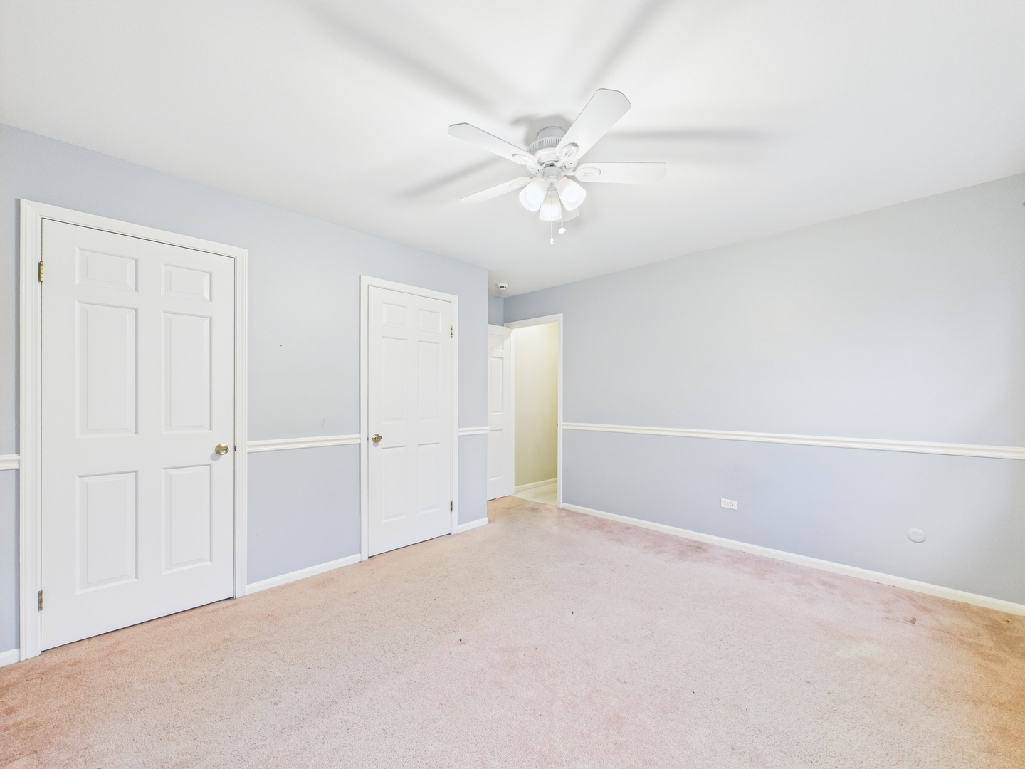558 Saint Andrews Lane, Inverness, IL 60067