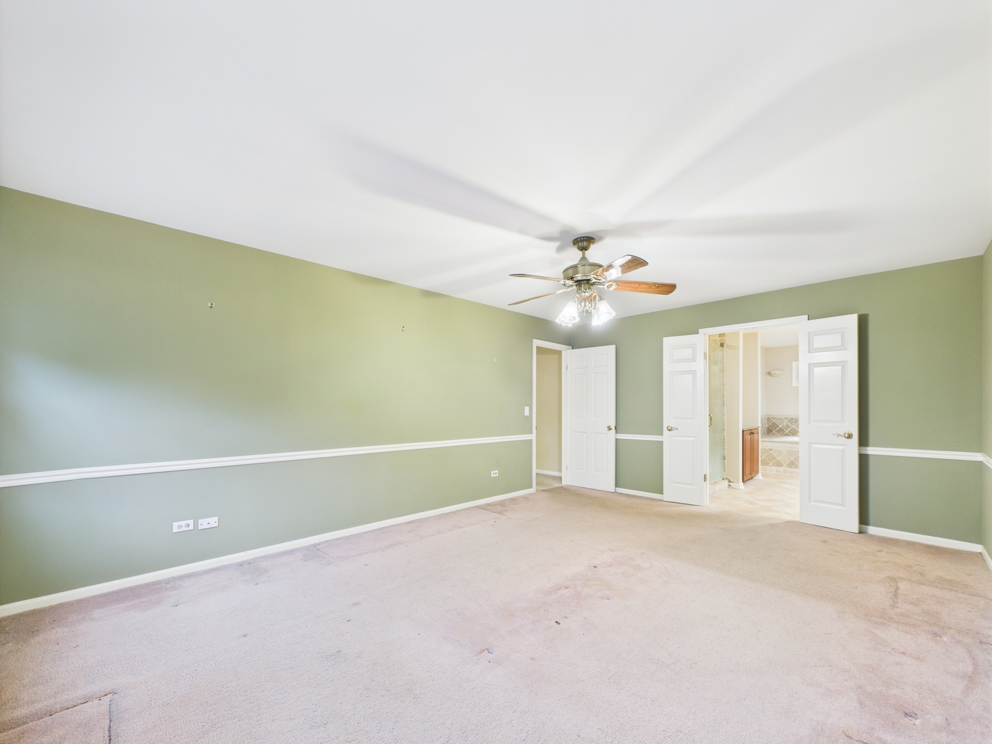 558 Saint Andrews Lane, Inverness, IL 60067