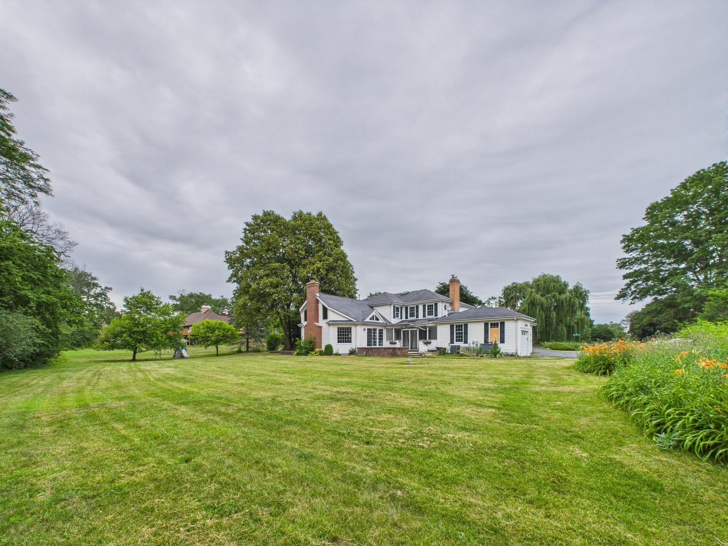 558 Saint Andrews Lane, Inverness, IL 60067