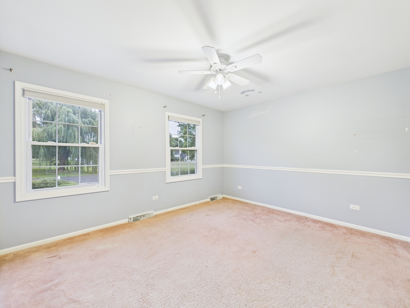 558 Saint Andrews Lane, Inverness, IL 60067