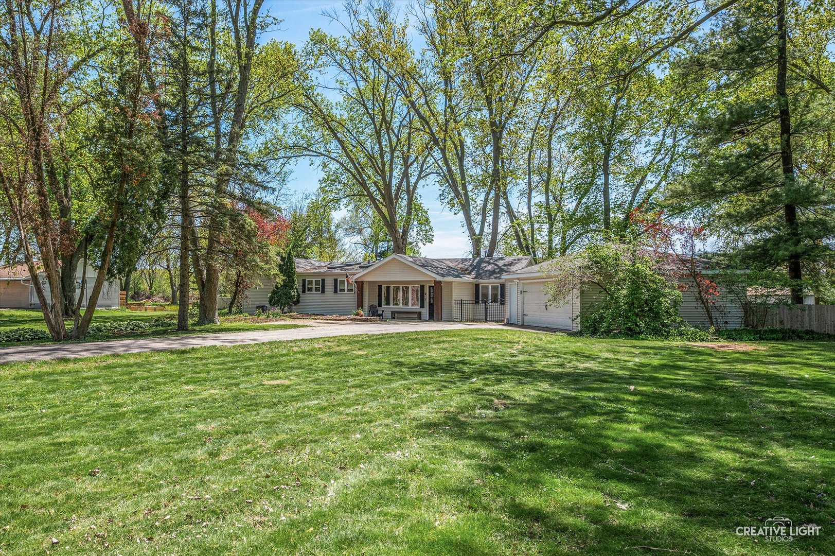 30W221 Estes Street, Naperville, IL 60563