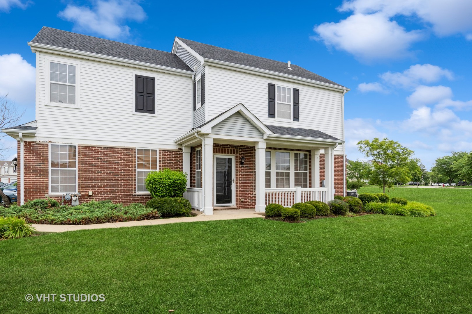1028 HERON Circle, Joliet, IL 60431