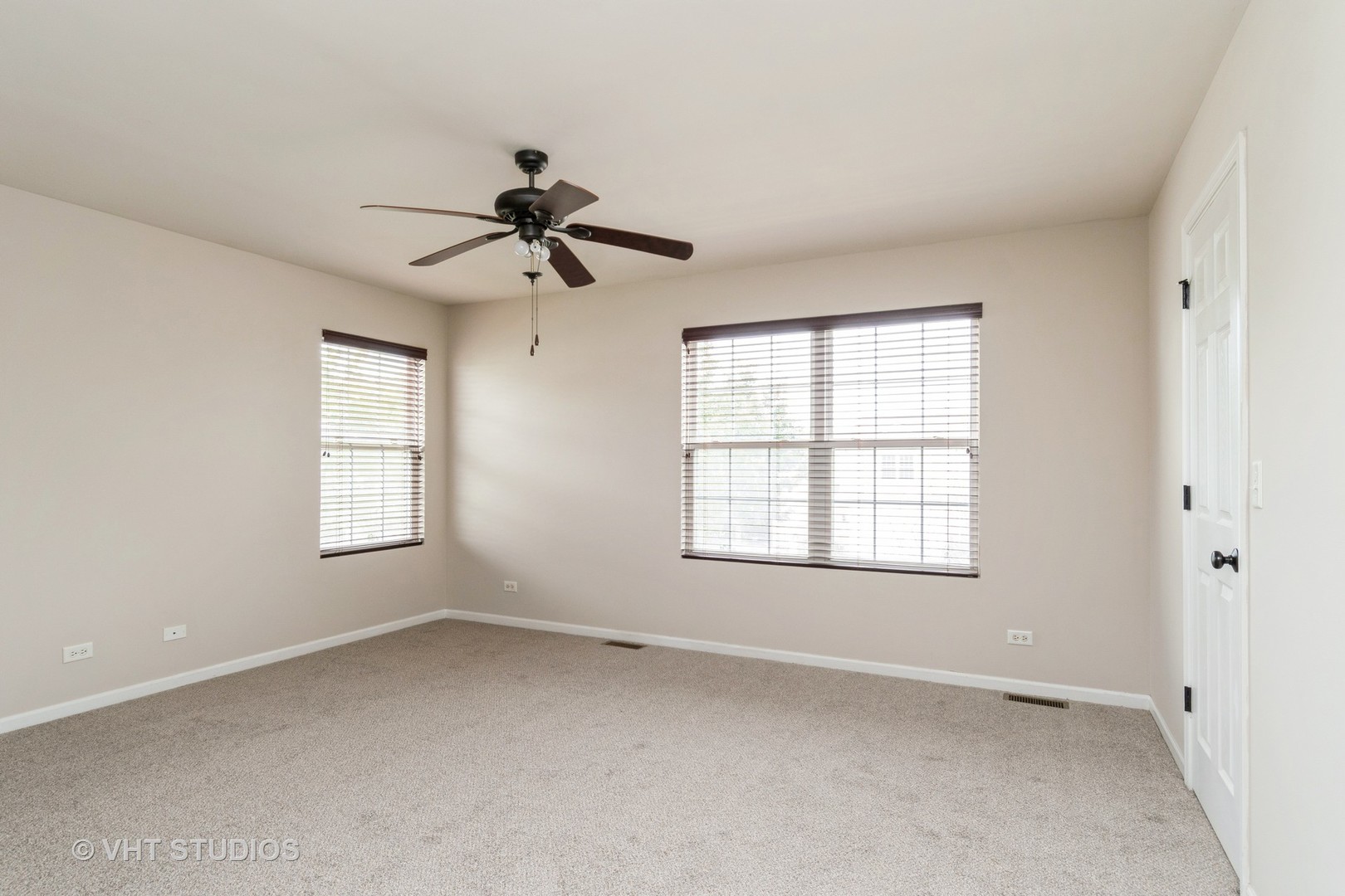 1028 HERON Circle, Joliet, IL 60431