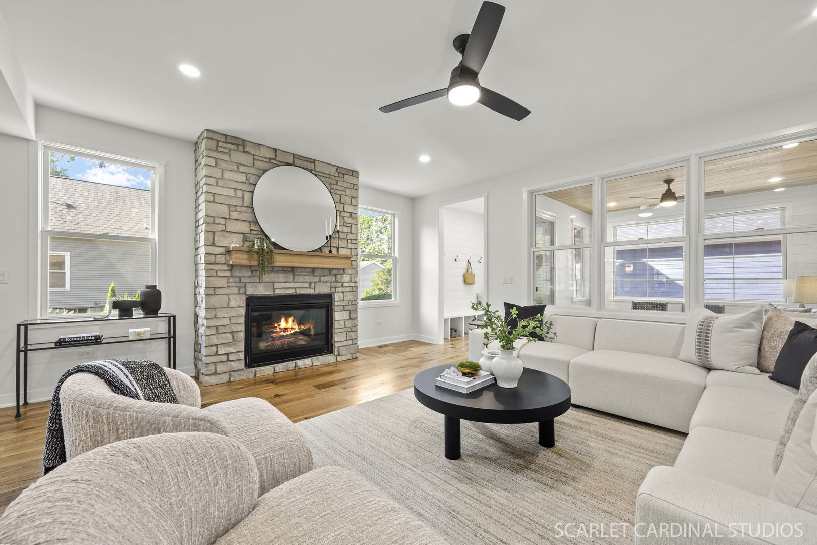 715 N Brainard Street, Naperville, IL 60563