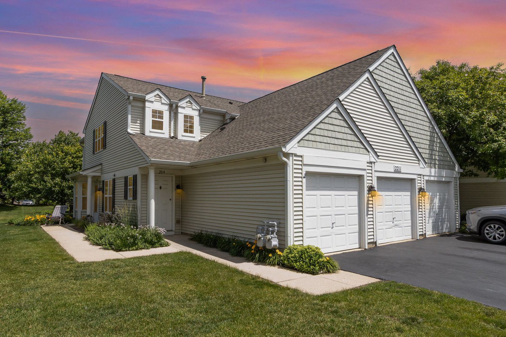 2211 WATER LEAF Court #204, Naperville, IL 60564