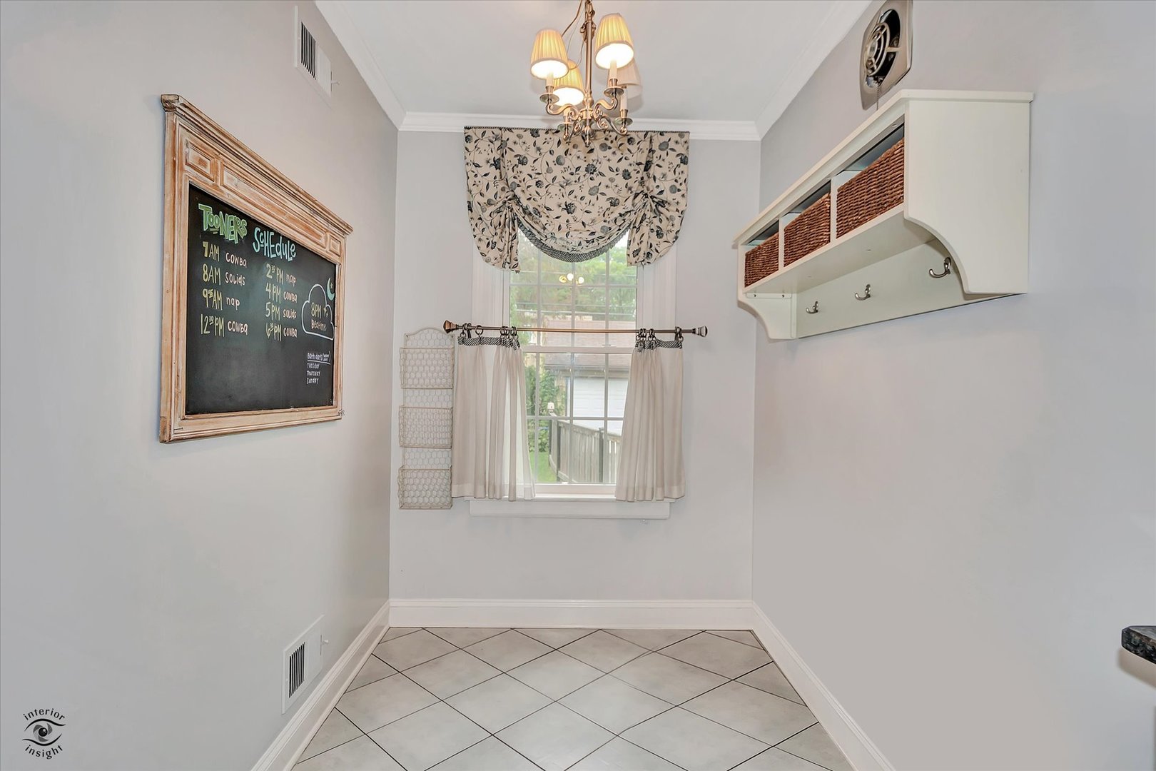 9204 S LEAVITT Street, Chicago, IL 60643