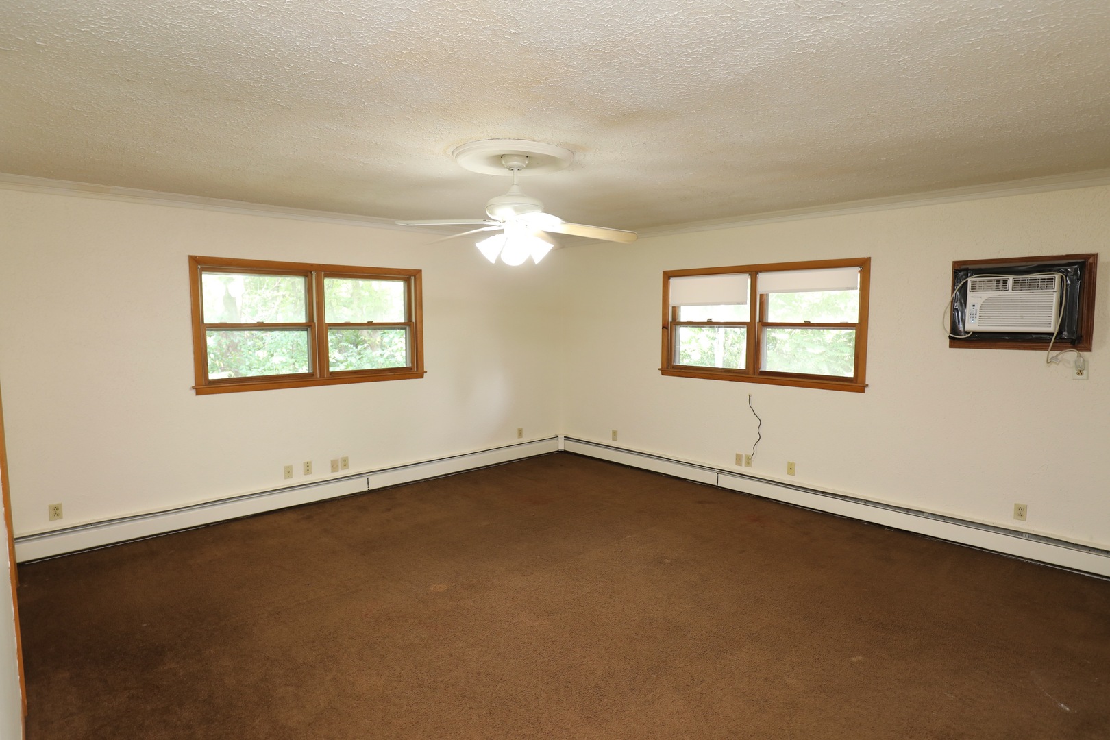 2 Peale Street, Joliet, IL 60433