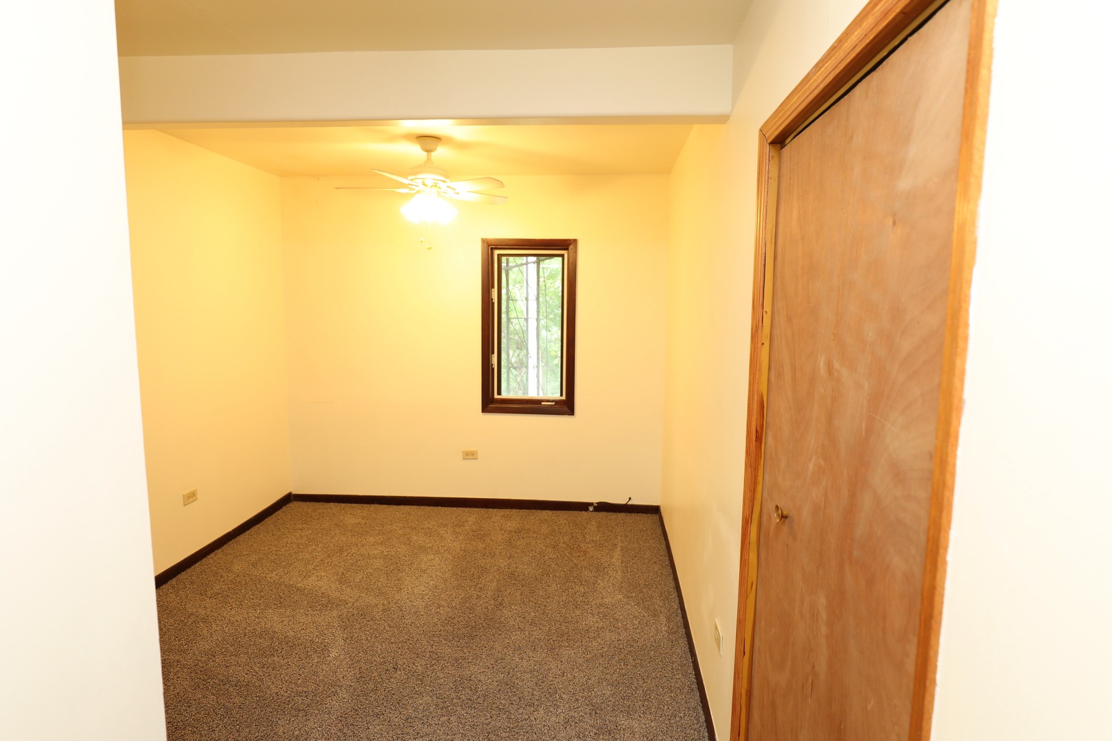 2 Peale Street, Joliet, IL 60433