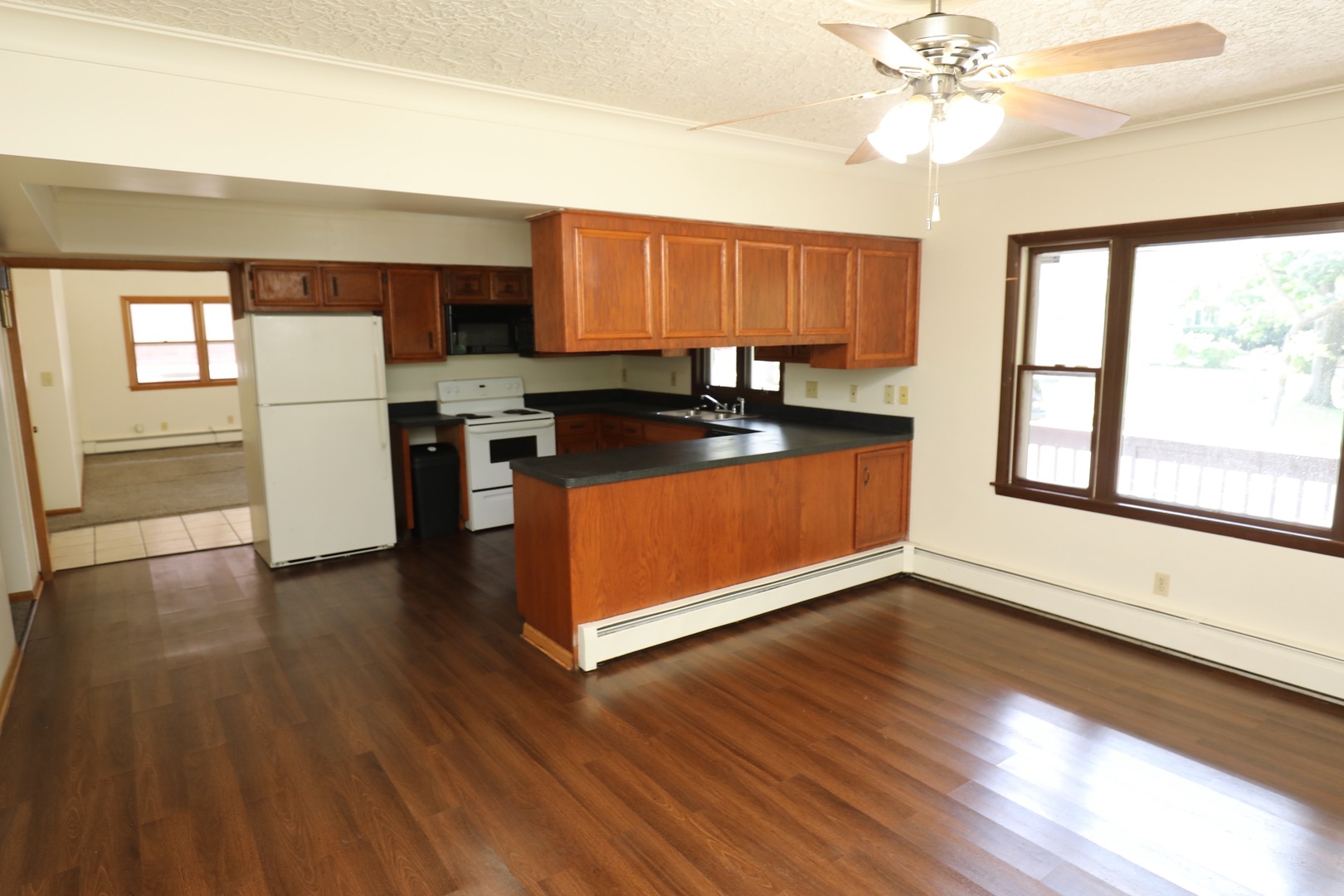 2 Peale Street, Joliet, IL 60433